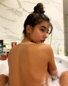 Анкета проститутки Каролина - метро Аэропорт, возраст - 23